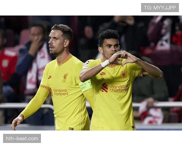 埃斯战术调整显奇效,球队逆转取胜展现强大韧性 埃斯战术调整显奇效,球队逆转取胜展现强大韧性