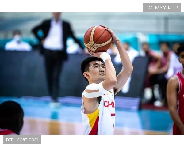 孙铭徽训练完直接打车去夜店？