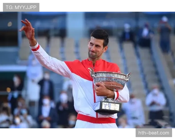 德约科维奇赛前啃冰块的样子，真不像拿过24个大满贯的人