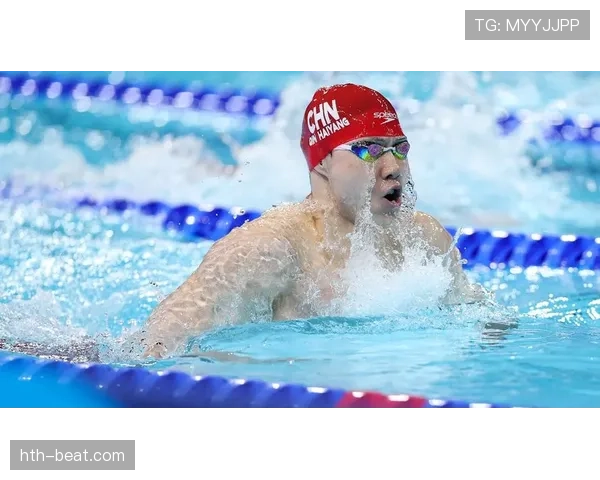 董志豪训练完顺手买了块表，价格够我交十年房租